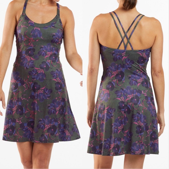 Title Nine Yes Dress Women’s S Green Floral Padded Pockets Convertible Travel - Picture 1 of 15